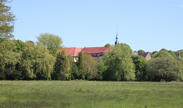 Station 3 – Kloster, Kirche und Schule